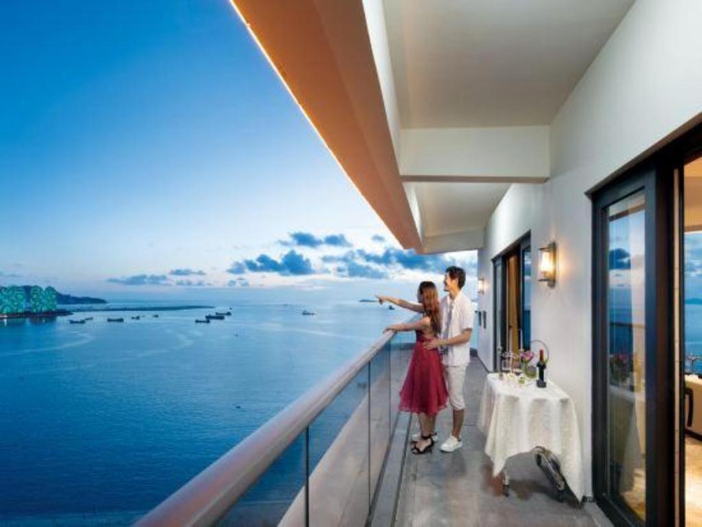 Rock Platinum Sea View Hotel Sanya Zewnętrze zdjęcie